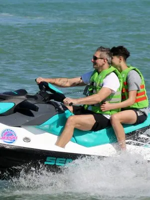 Alquiler de moto de agua 60 minutos en Alicante